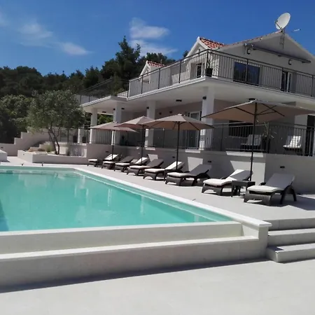 Sunny Hvar - With Pool; * Basina