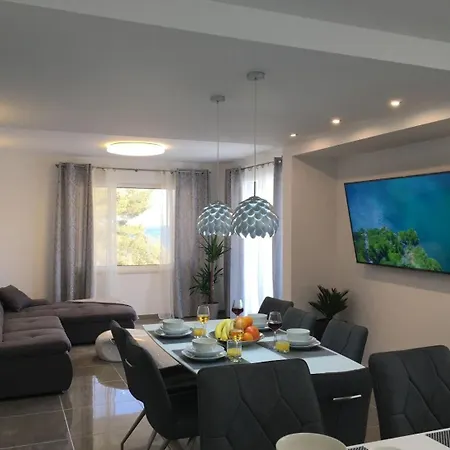Apartament Sunny Hvar - With Pool; *